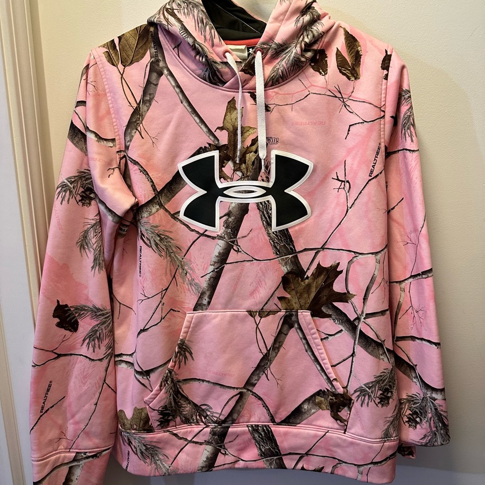 Under armor sweatshirt